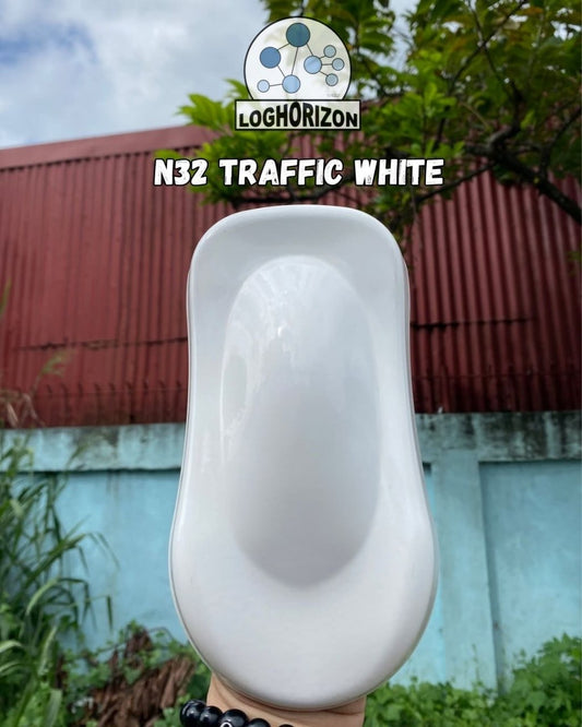 N32	Traffic White