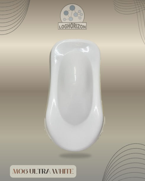 M06 Pure White